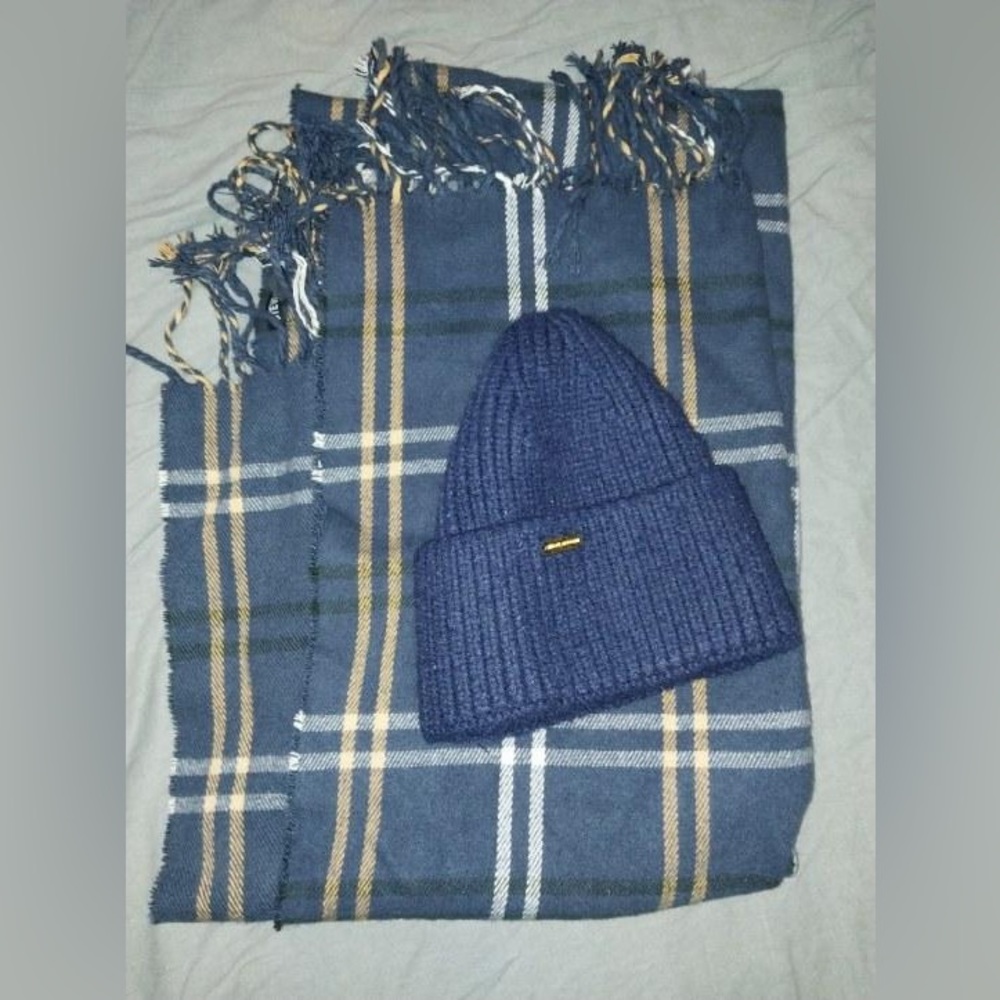 Scarf & hat set